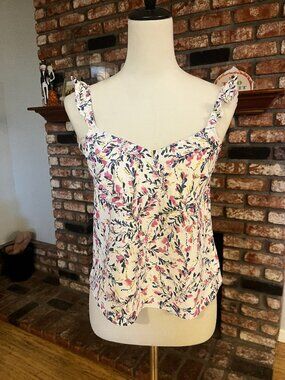 ✨ French Connection Floral Blouse Size XS NWOT Ruffle Strap Tank ✨